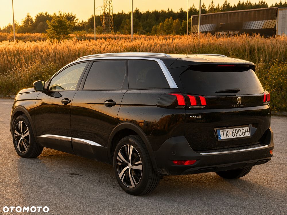 Peugeot 5008 - 6