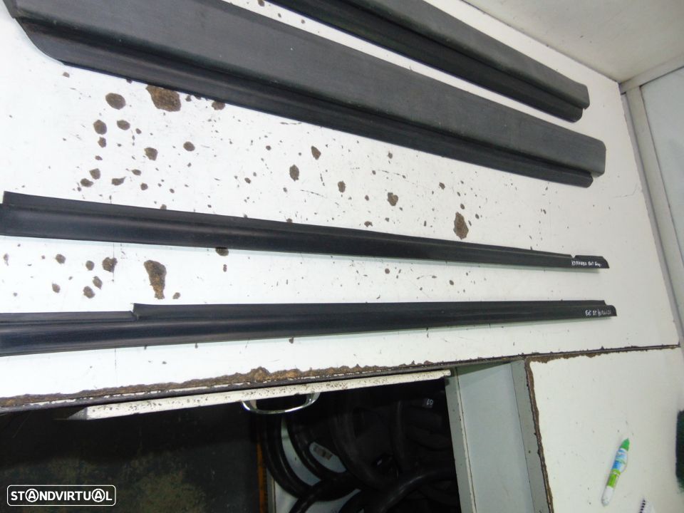 Ssangyong korando 601 raspadores dos vidros/Frisos - 6