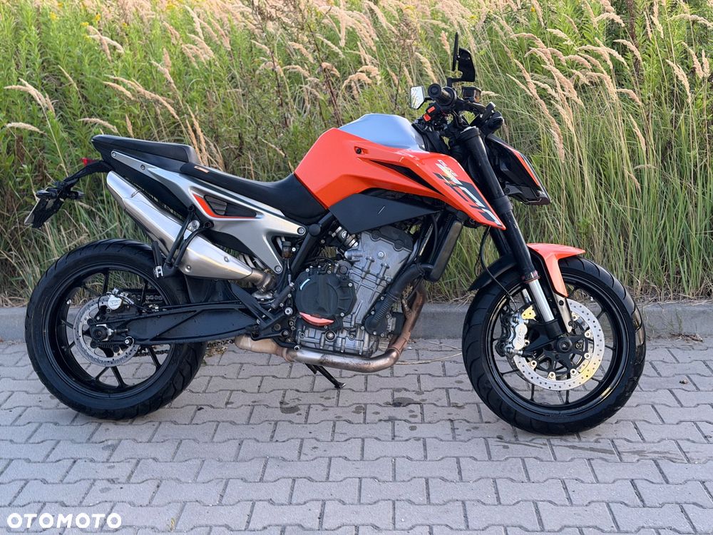 KTM Duke 790 - 7