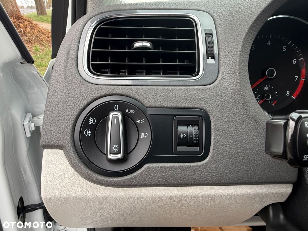 Volkswagen Polo 1.2 TSI BMT Fresh - 20