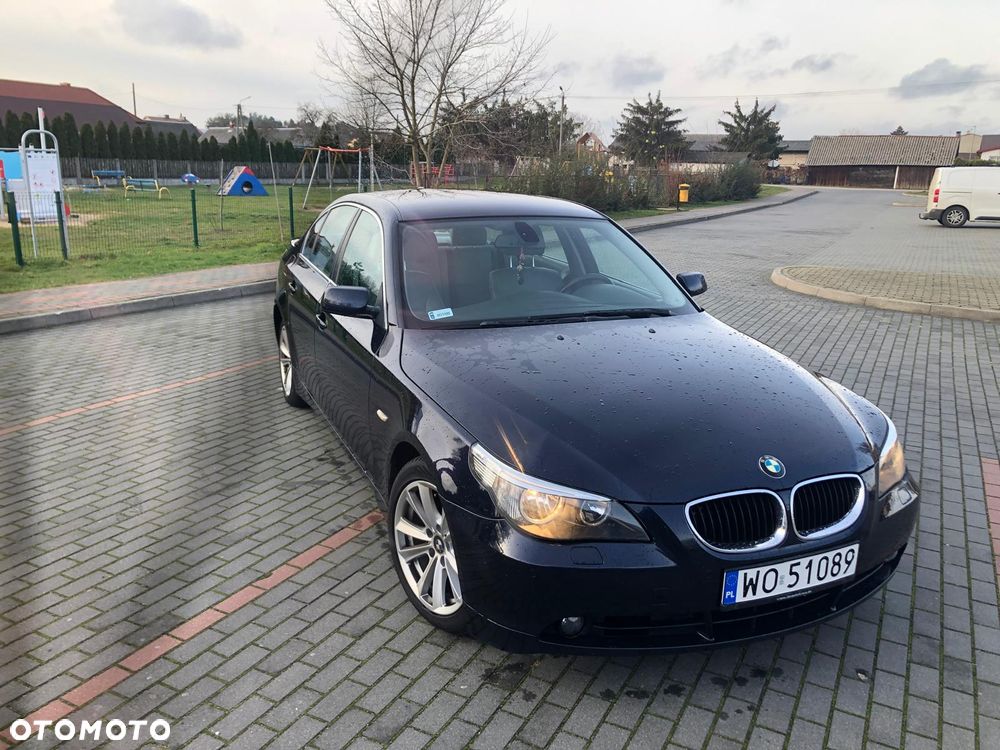 BMW Seria 5 520d - 5