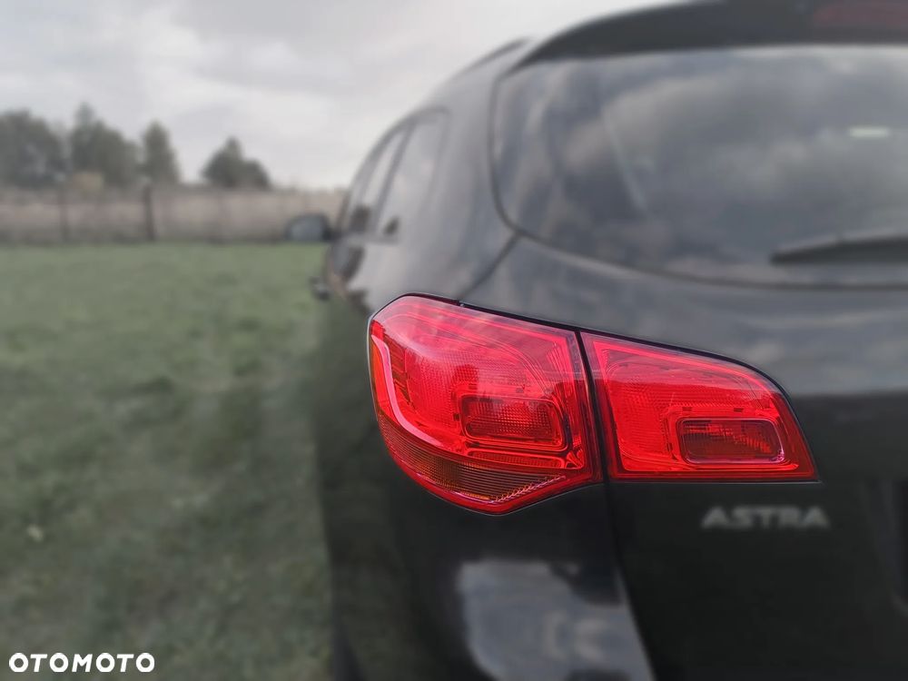 Opel Astra 1.4 Turbo ecoFLEX Start/Stop 150 Jahre - 20