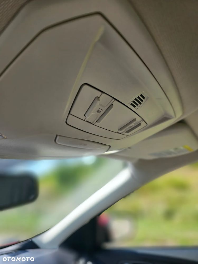 Ford Escape 2.0 EcoBoost AWD Titanium - 14