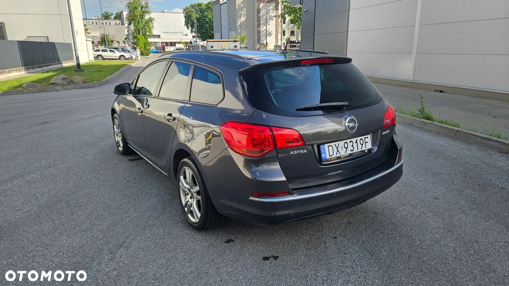 Opel Astra 1.4 Turbo 150 Jahre - 21