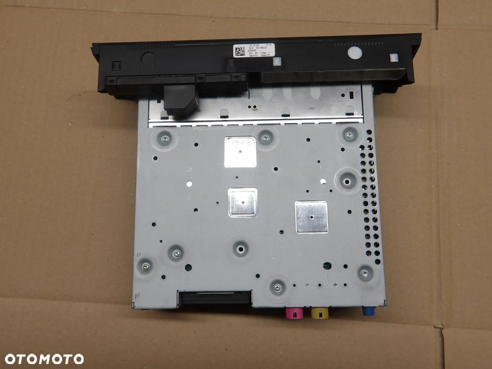 AUDI A4 B8 KOMBI 08-12 3.0TDI CZYTNIK NAWIGACJI 8T1035652D - 3