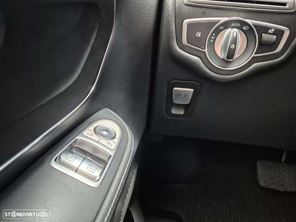 Mercedes-Benz V 250 d Longo Avantgarde - 11