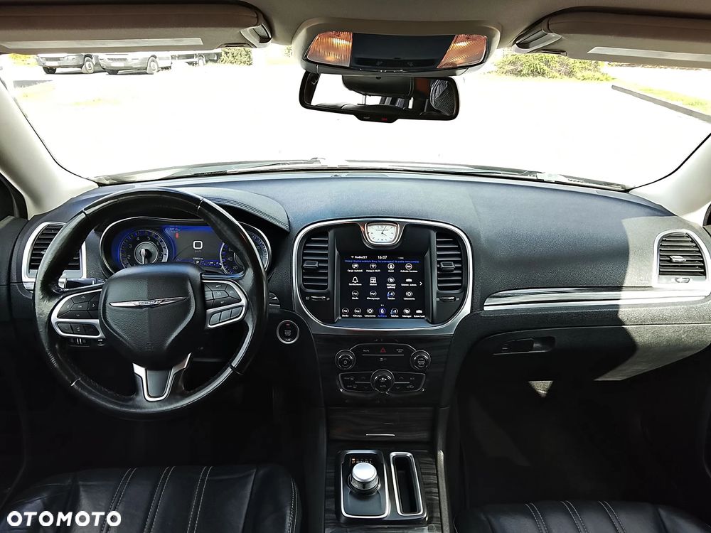 Chrysler 300 - 9