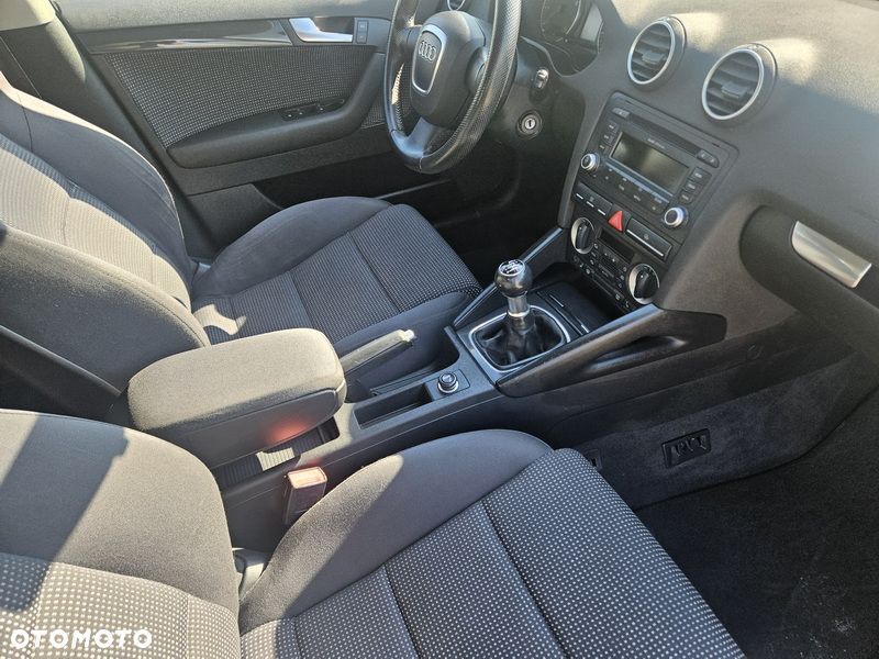 Audi A3 Sportback - 16