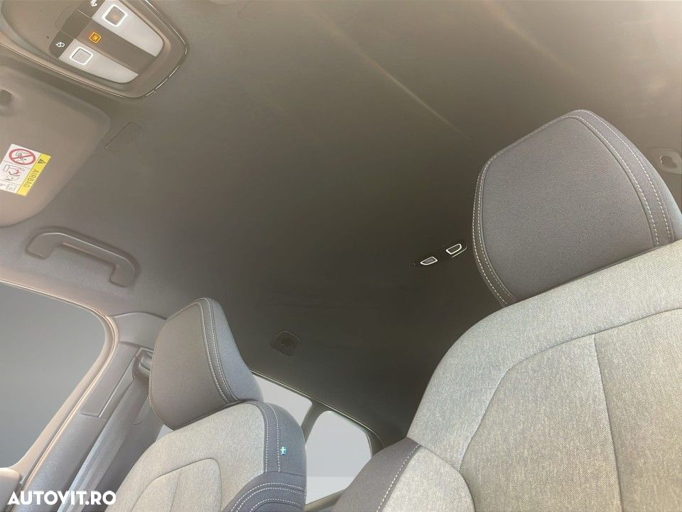 Volvo XC 40 B3 AT FWD MHEV Core - 21