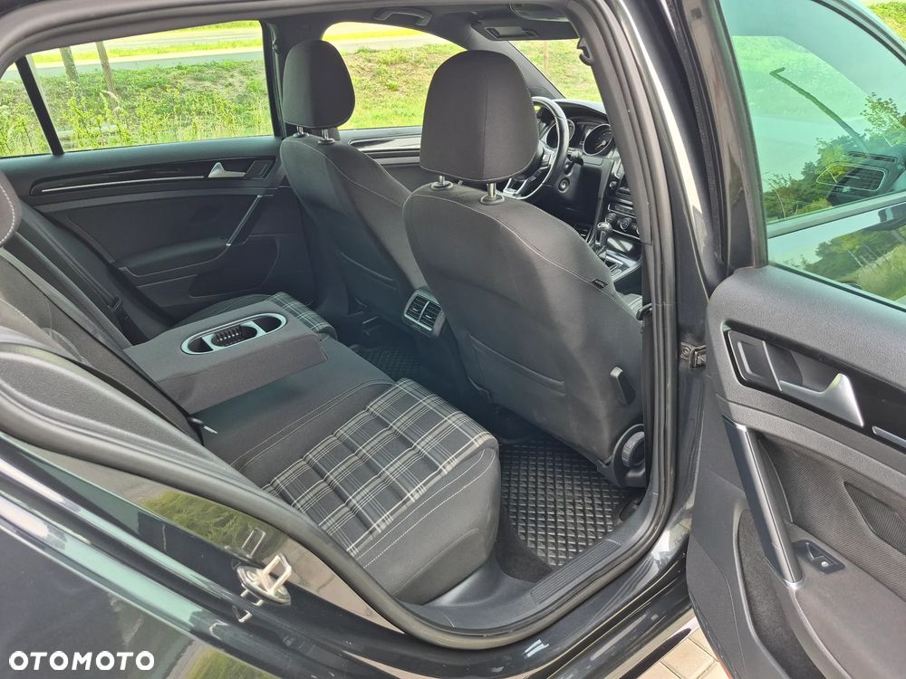 Volkswagen Golf GTD (BlueMotion Technology) - 27