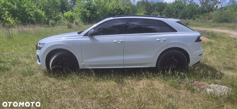 Audi Q8 - 11