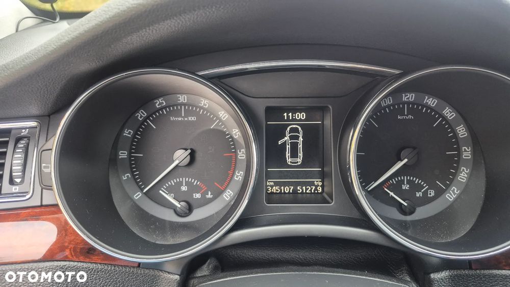 Skoda Superb 2.0 TDI Elegance - 16