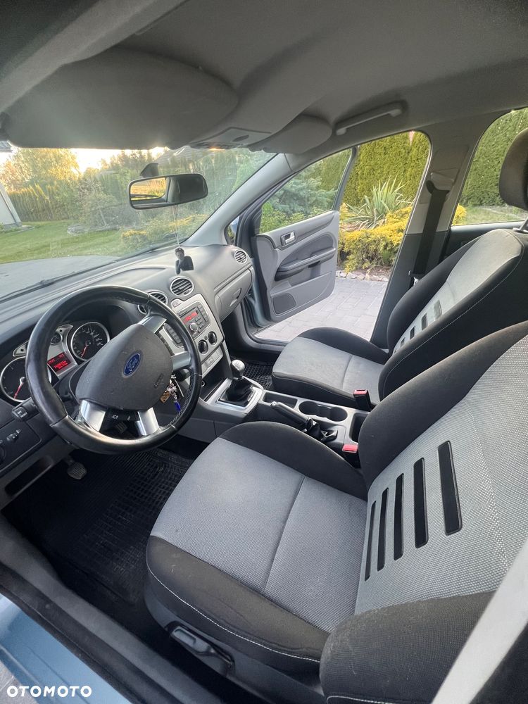 Ford Focus 1.6 TDCi cDPF Trend - 4