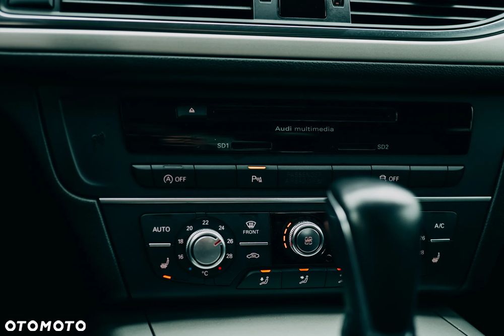 Audi A6 Avant 2.0 TDI Ultra S tronic - 34