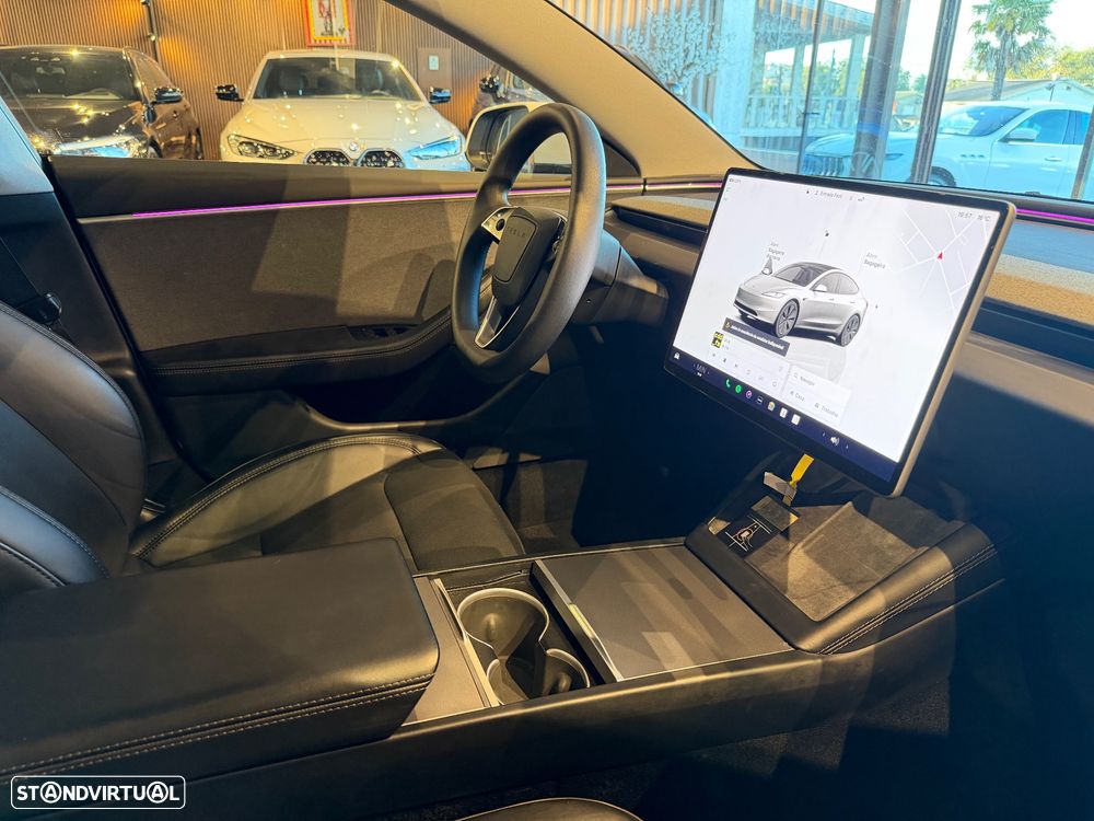 Tesla Model 3 Tração Traseira Premium - 40
