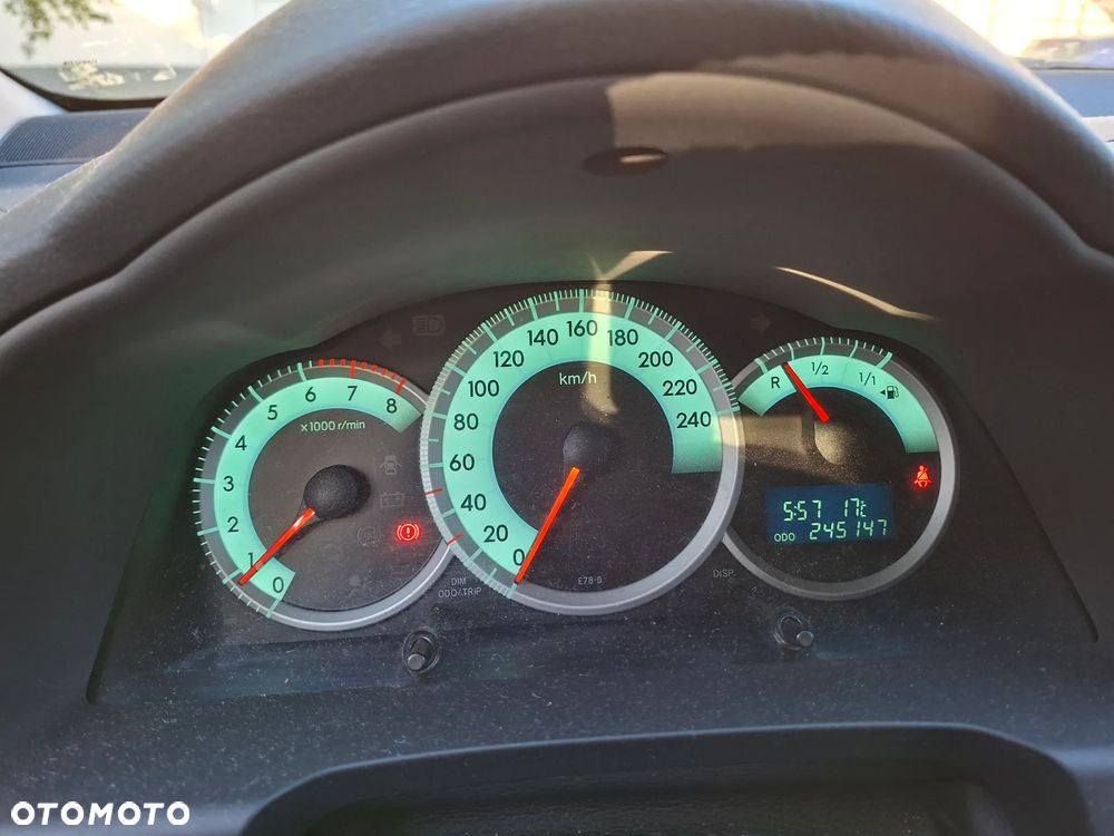 Toyota Corolla Verso 1.8 Gold + 7os - 2