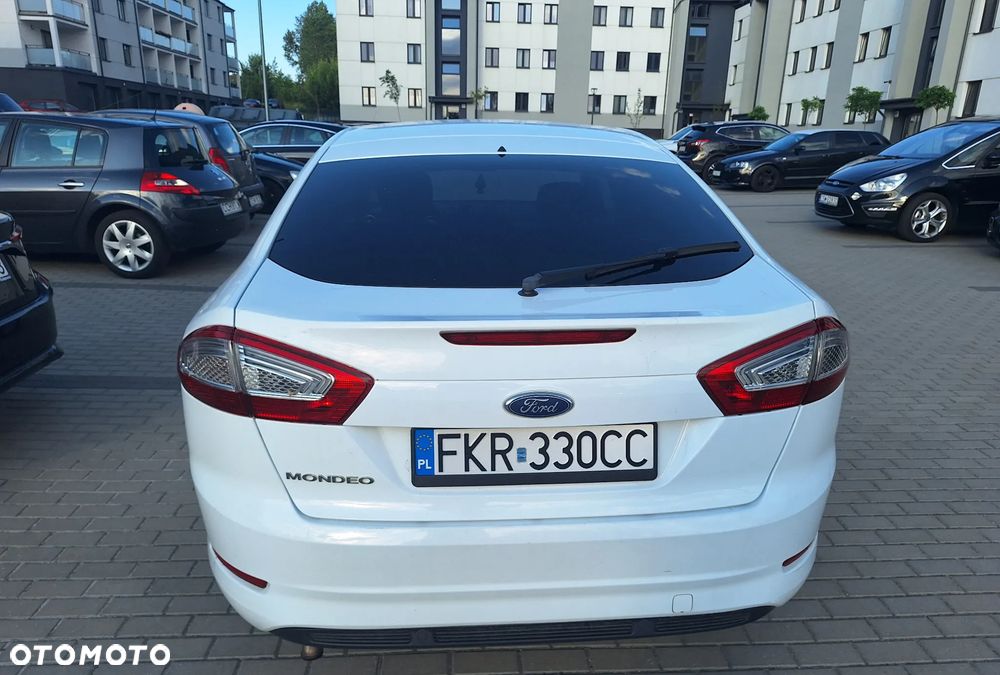 Ford Mondeo 1.6 Trend - 2