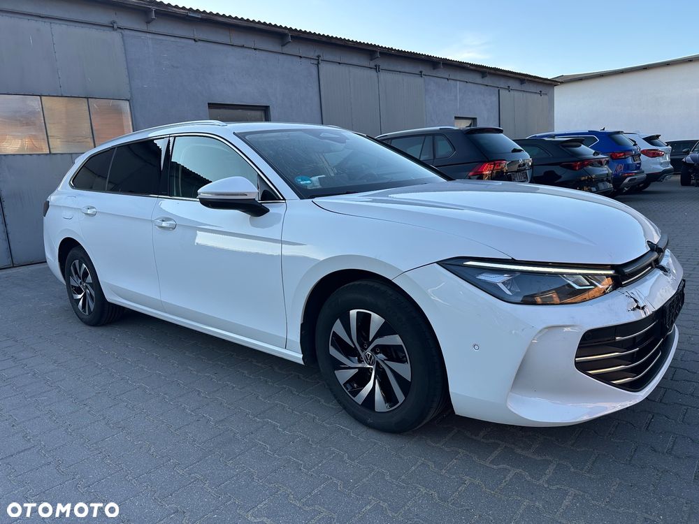 Volkswagen Passat - 9
