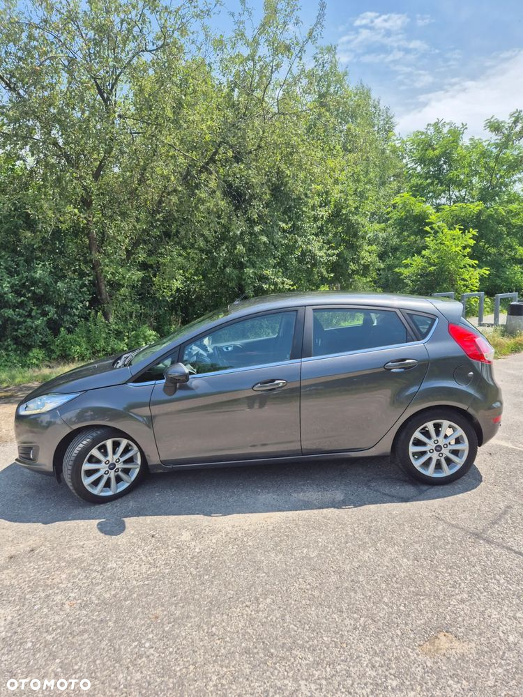 Ford Fiesta 1.5 TDCi SYNC Edition - 4