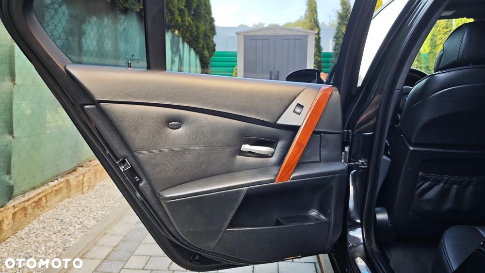 BMW M5 Standard - 27