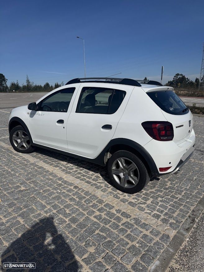 Dacia Sandero 1.5 dCi Stepway 105g - 8