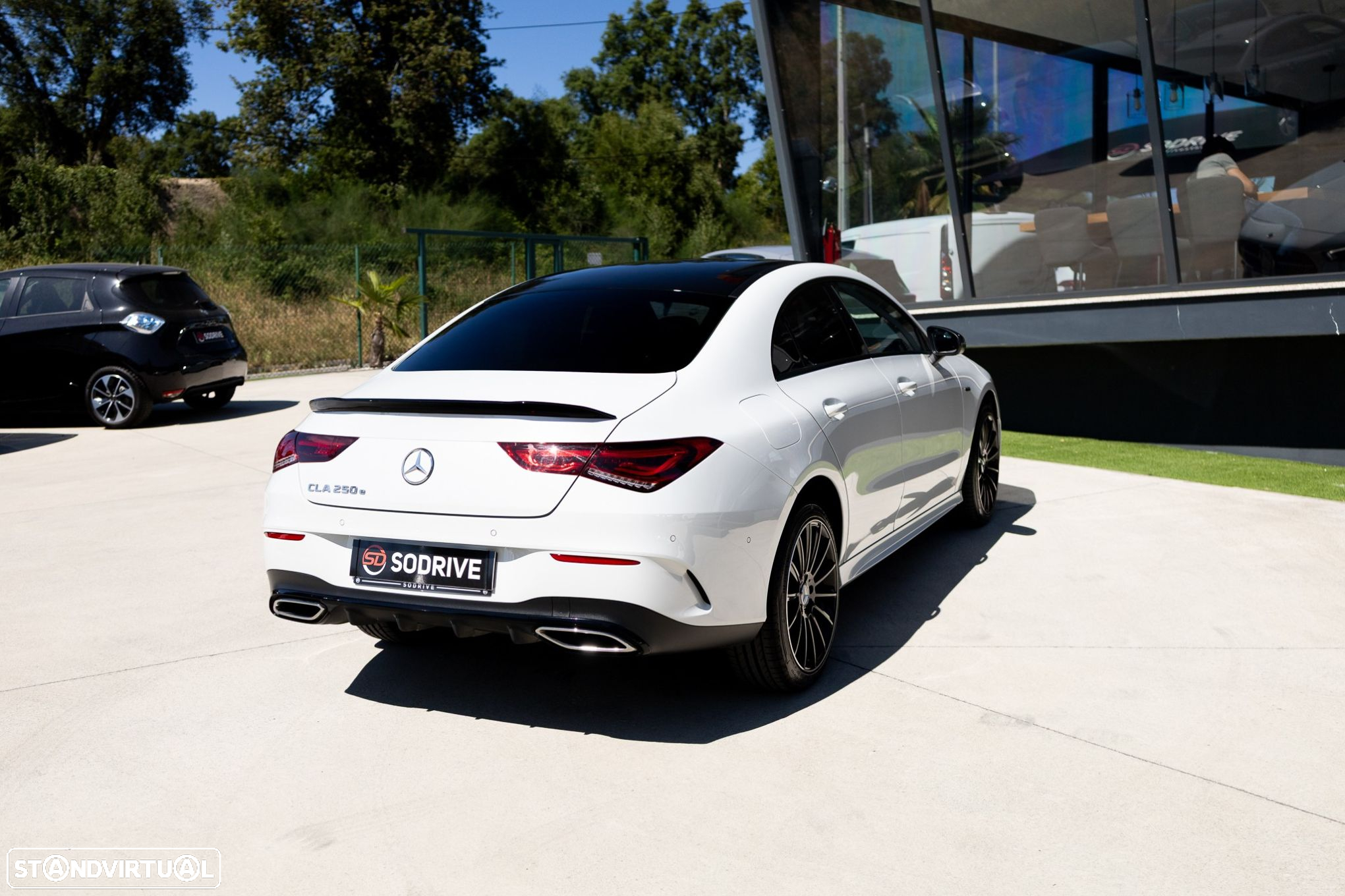 Mercedes-Benz CLA 250 e AMG Line - 48