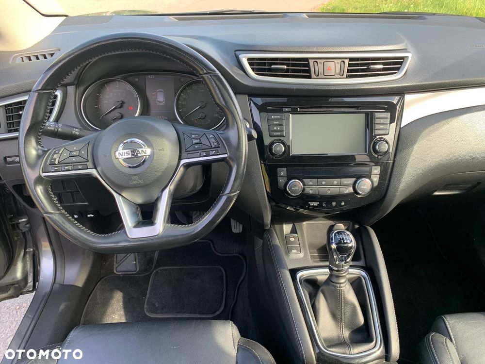 Nissan Qashqai - 13