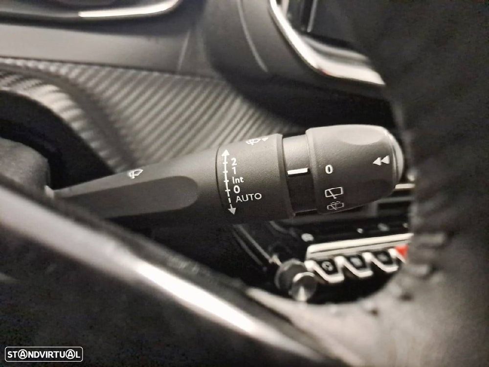 Peugeot 2008 1.2 PureTech Style - 15