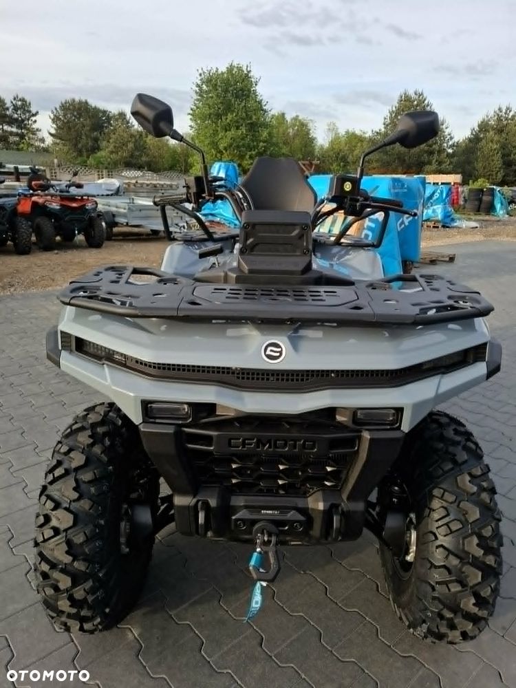 CFMoto CForce - 18