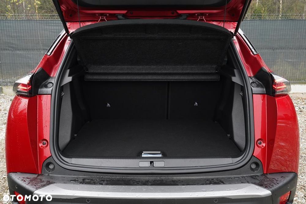 Peugeot 2008 PureTech mHEV Allure e-DCS6 - 7