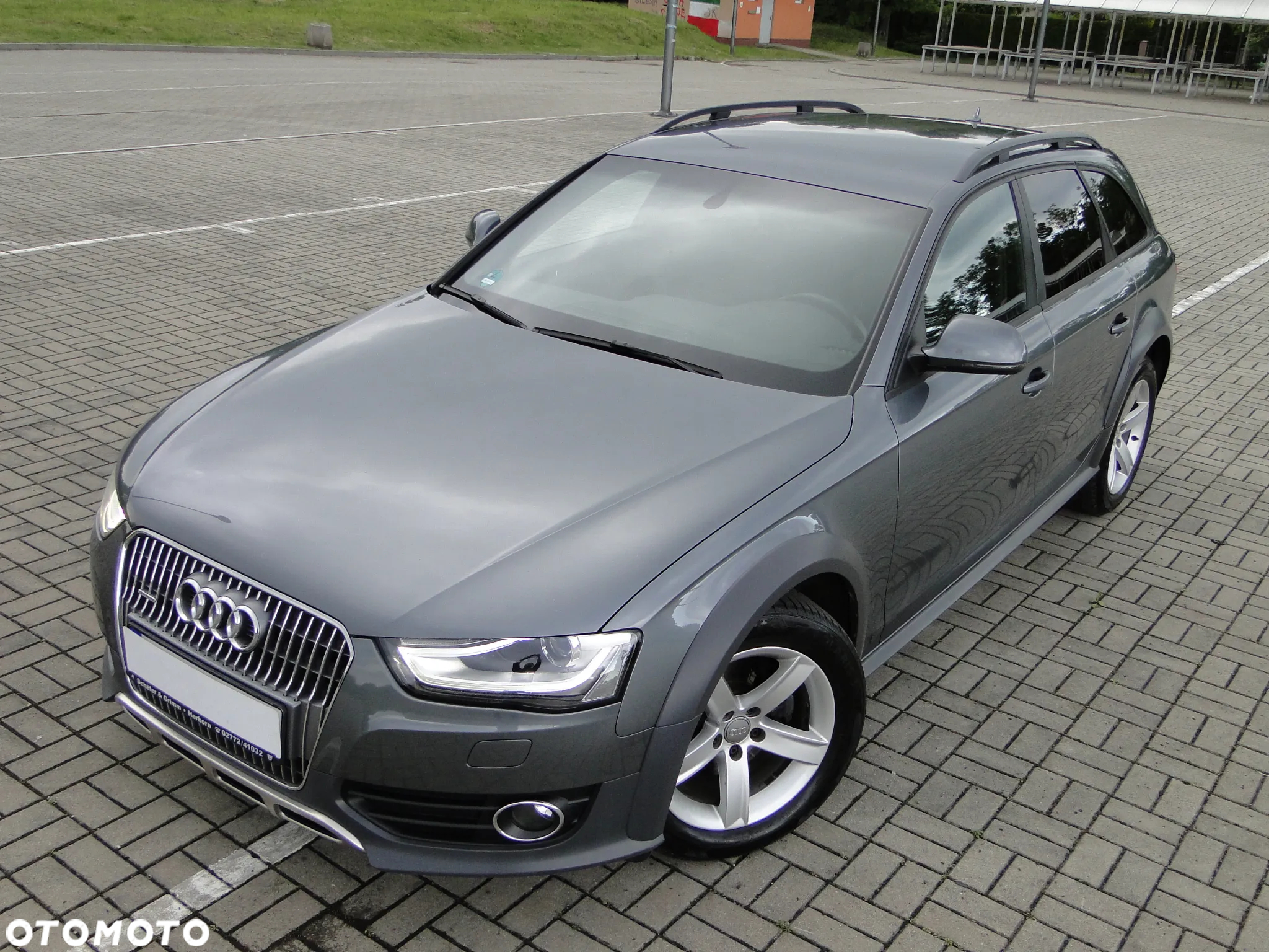 Audi A4 Allroad 2.0 TDI Quattro - 24