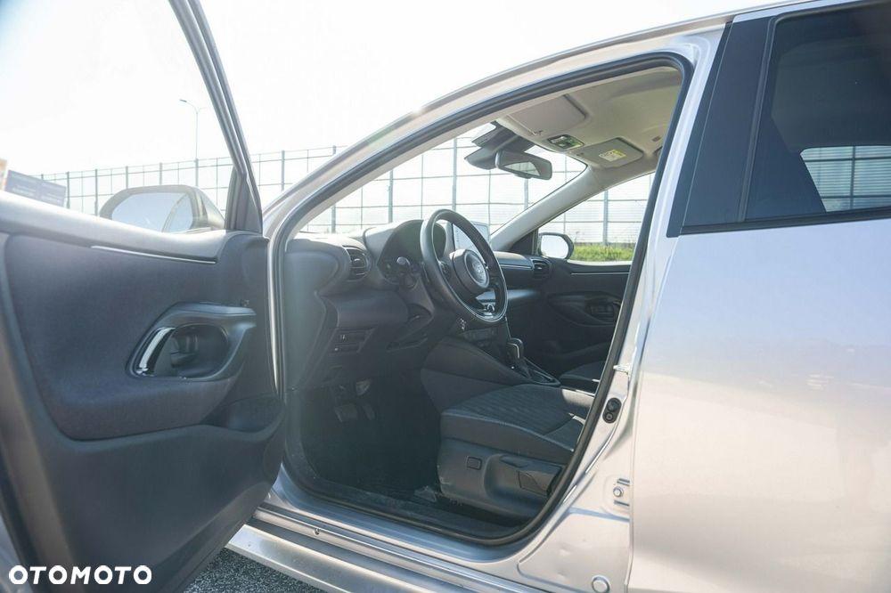 Toyota Yaris 1.5 Style CVT - 18