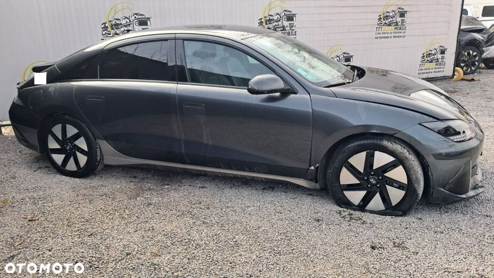 Hyundai IONIQ 6 - 10