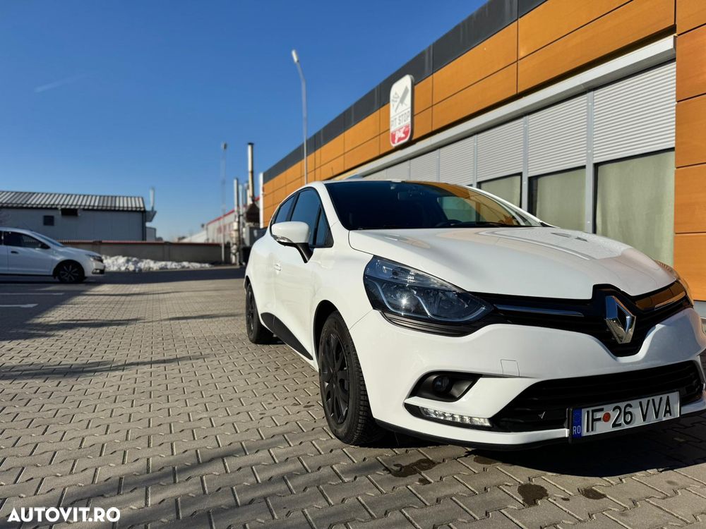 Renault Clio 1.5 dCi 75 Expression - 9