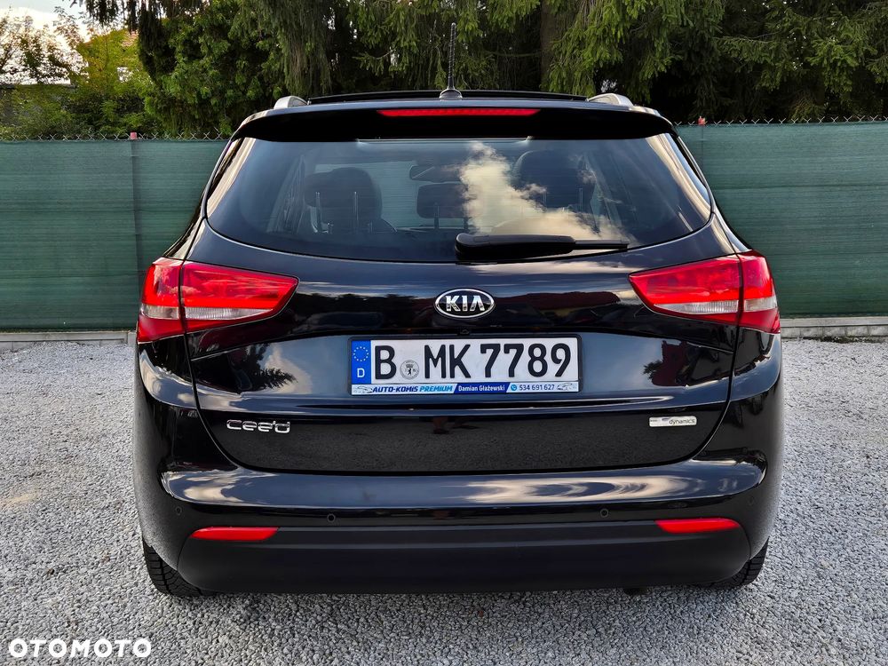 Kia Ceed 1.6 CRDi 136 ISG Platinum Edition - 20