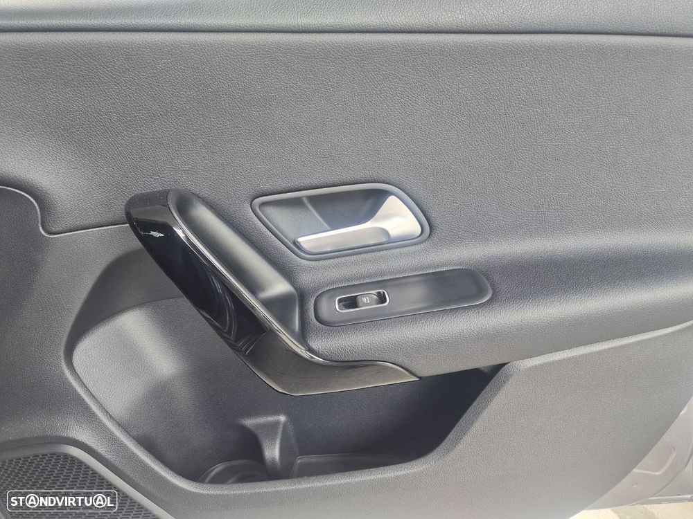 Mercedes-Benz A 180 d 7G-DCT - 21
