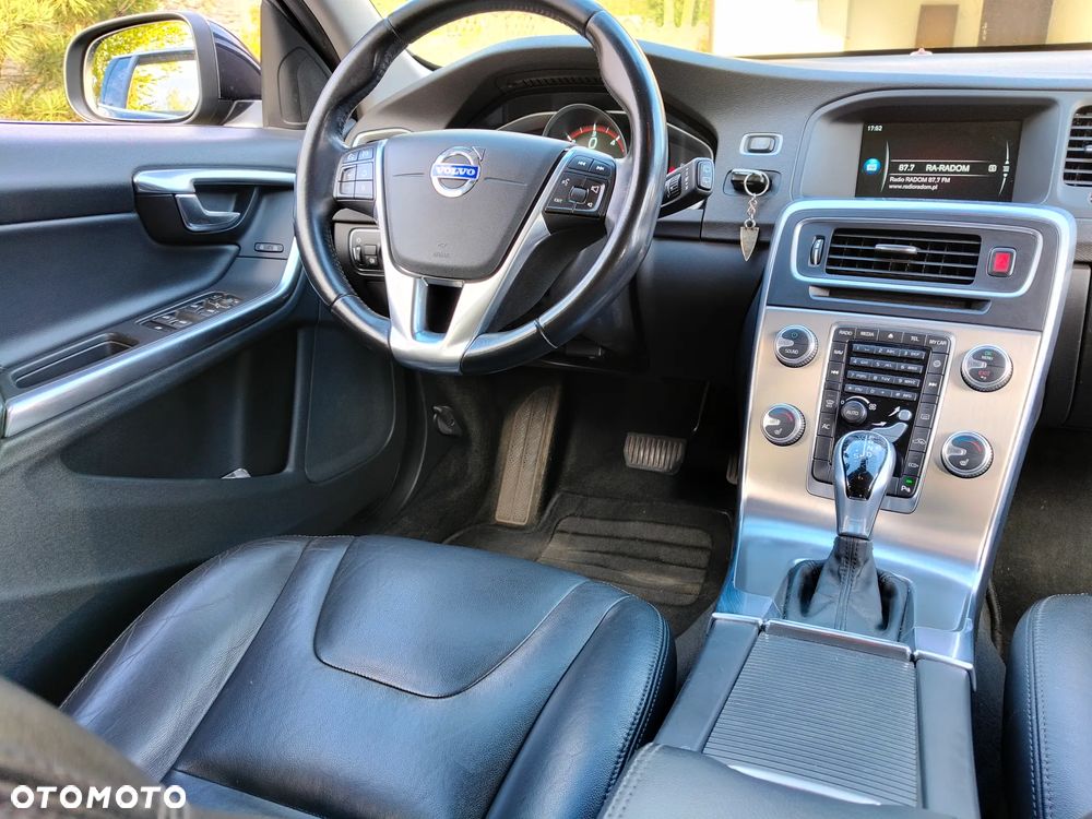 Volvo V60 - 11