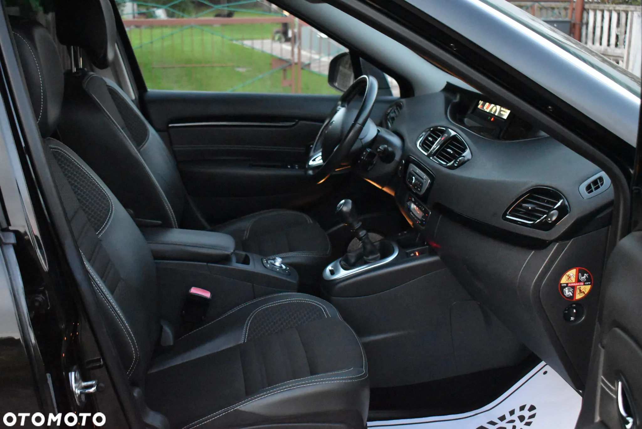 Renault Scenic ENERGY TCe 130 S&S Xmod Bose Edition - 32