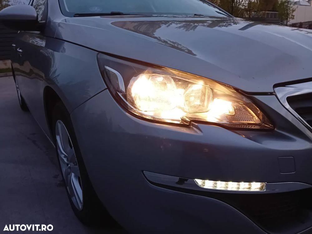 Peugeot 308 PureTech 130 Stop & Start Style - 19