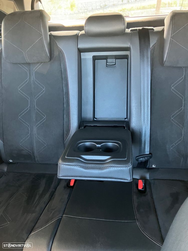 DS DS7 Crossback 1.5 BlueHDi Performance Line EAT8 - 28
