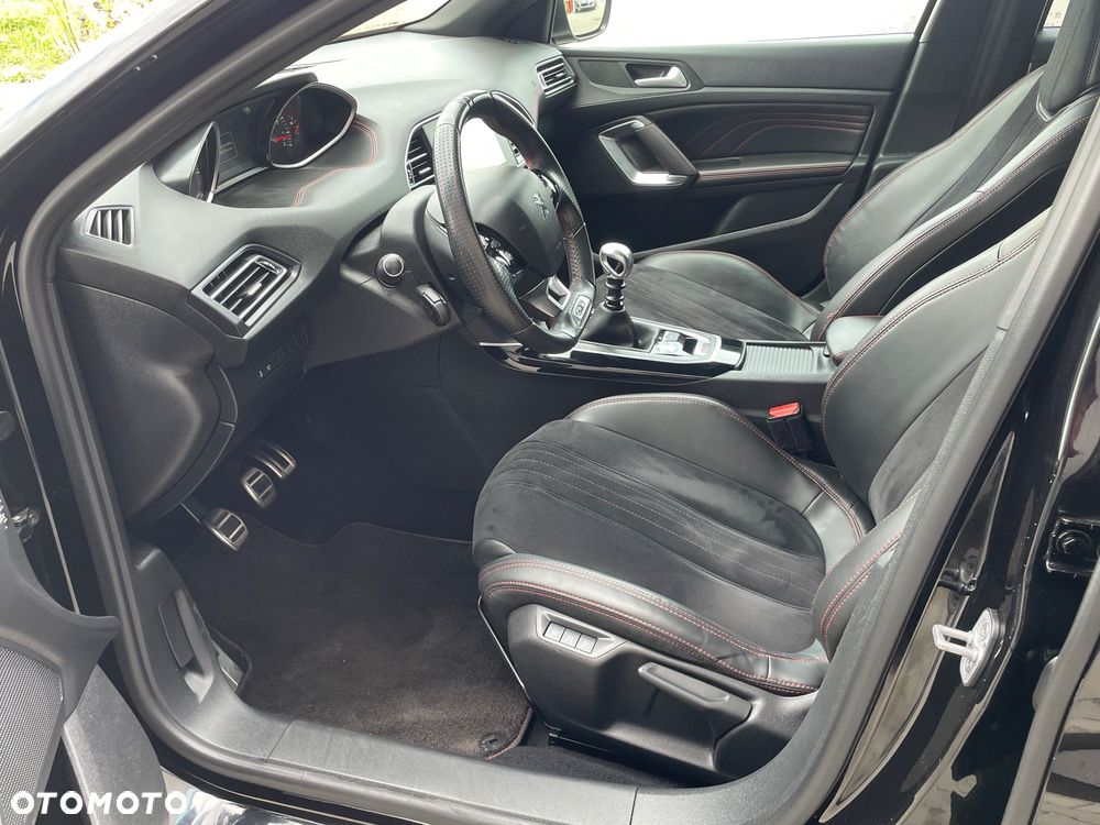Peugeot 308 - 5
