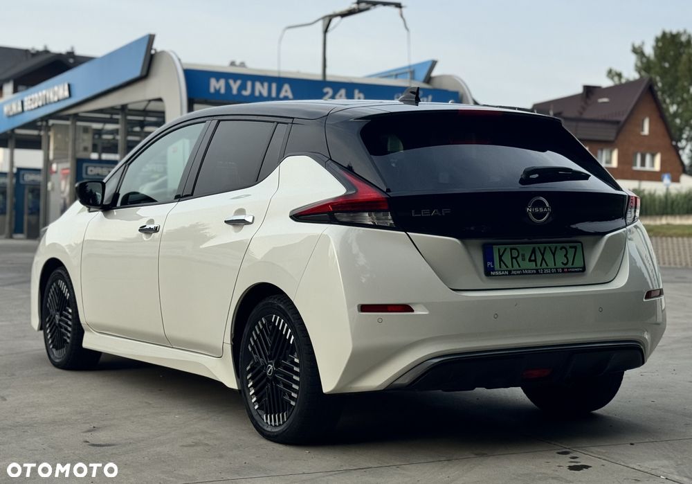 Nissan Leaf 40kWh N-Connecta - 11