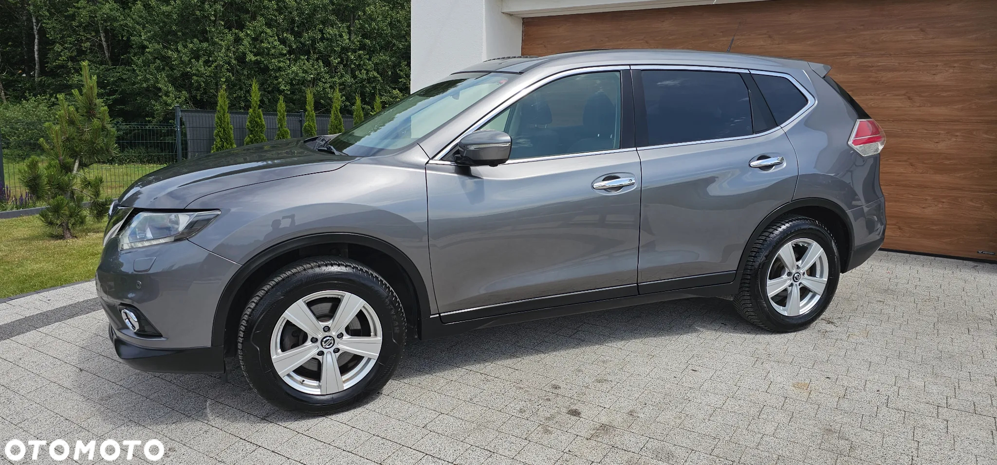 Nissan X-Trail 1.6 DCi N-Connecta 4WD 7os - 32