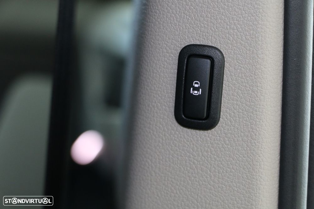 VW Multivan 1.5 TSI e-Hybrid Life DSG - 49