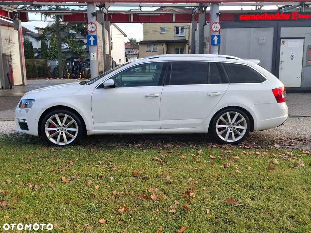 Skoda Octavia 2.0 TDI RS DSG - 1