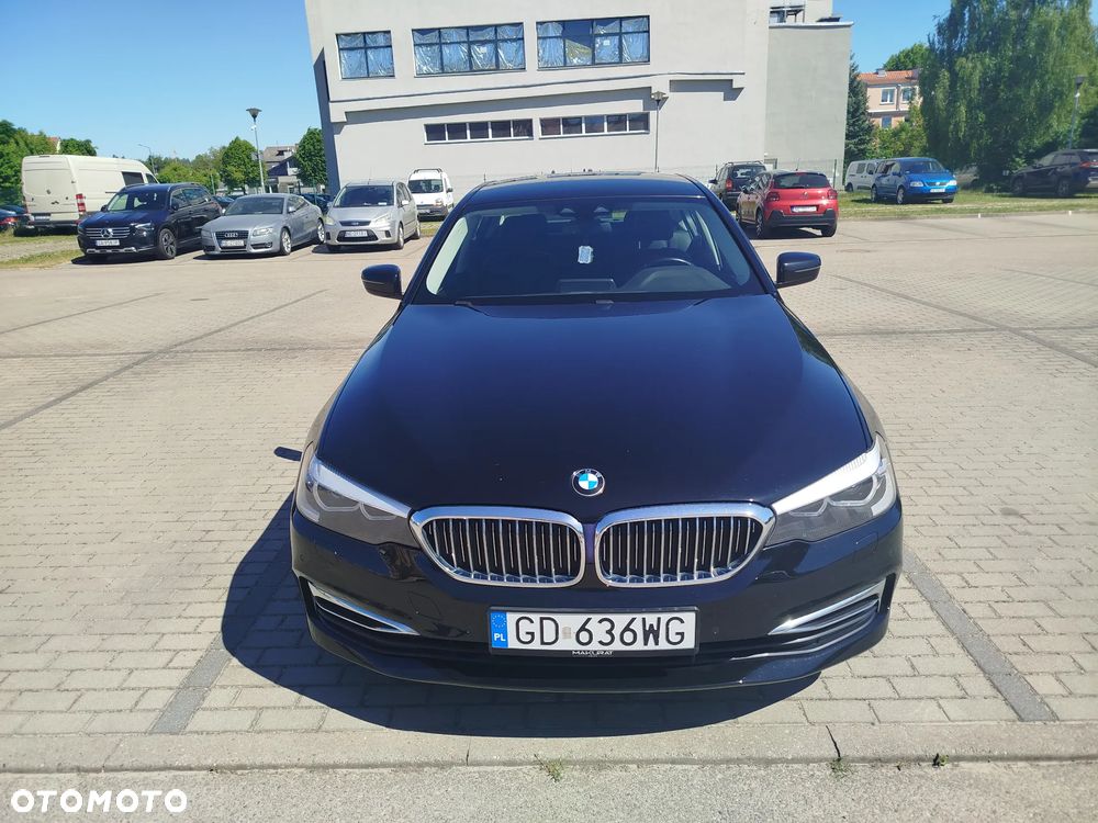 BMW Seria 5 518d Luxury Line - 30