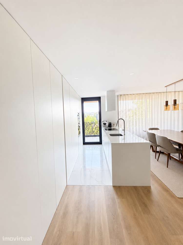T3 de Luxo | 122 m² + Magnífica Varanda | - Grande imagem: 4/13