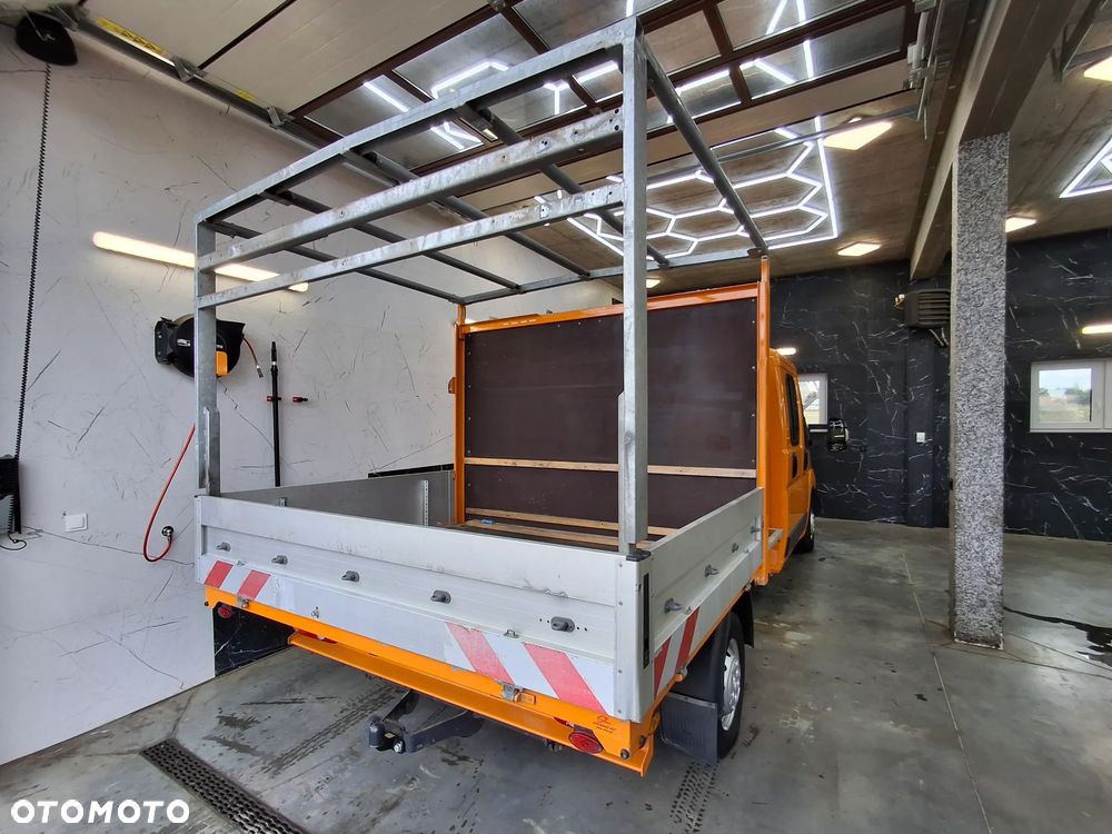 Fiat Ducato LIFT 2015r Automatyczna Skrzynia Biegów Brygadówka Doka Dubel Kabina Światła LED Hak Służba Autostradowa Służba Drogowa - 8