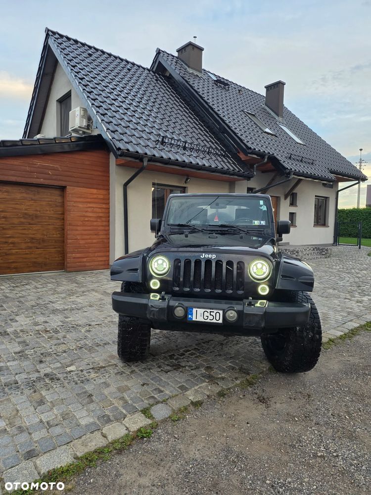 Jeep Wrangler Unlimited 3.8 Sahara - 3
