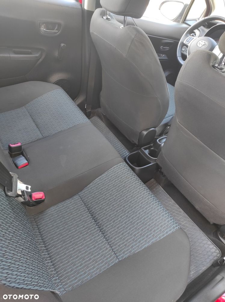 Toyota Yaris - 8